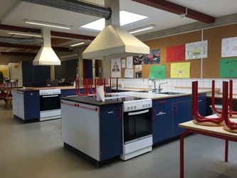 Hvalsø Skole