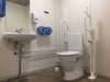 Hvalsø Hallerne - 8. Handicaptoilet i stueplan efter Indgang 1