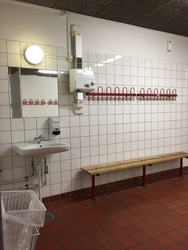 Blovstrød Idrætsanlæg - 3. Hal via bagindgang