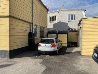 Øre- næse- halslæge Vesal Khalid