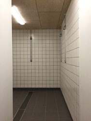 Blovstrød Idrætsanlæg - 2. Hal via alternativ rampeindgang