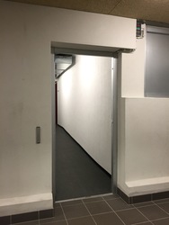 Blovstrød Idrætsanlæg - 2. Hal via alternativ rampeindgang