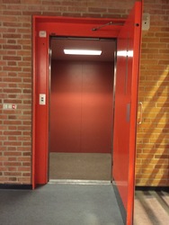 Blovstrød Idrætsanlæg - 4. Klublokaler og Café på 1. sal via bagindgang