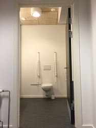 Blovstrød Idrætsanlæg - 4. Klublokaler og Café på 1. sal via bagindgang