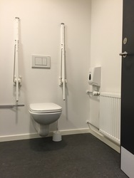 Blovstrød Idrætsanlæg - 4. Klublokaler og Café på 1. sal via bagindgang