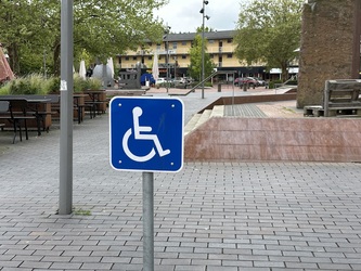 Speciallæge i psykiatri Henrik G. Lund