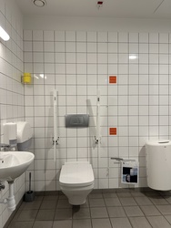 Billund Lufthavn - Afrejse - Toilet ved Gate 5-7
