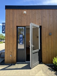 GIVSKUD ZOO - ZOOTOPIA - Hovedindgangen