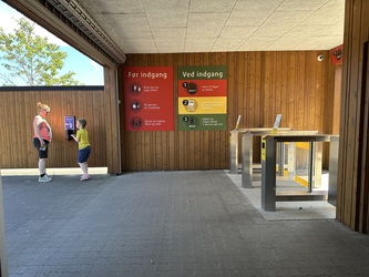 GIVSKUD ZOO - ZOOTOPIA - Hovedindgangen