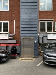 Speciallægerne Anne Lise Jensen og Nina Hansen