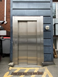 Speciallægerne Anne Lise Jensen og Nina Hansen