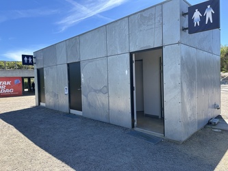Naturkraft - Toilet at the entrance after ticketing