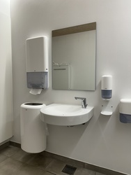 Naturkraft - Toilet at the entrance after ticketing