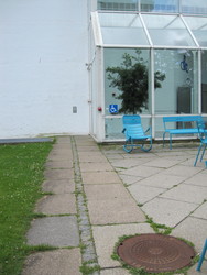 Gentofte Hovedbibliotek - indgang fra Øregårds Alle