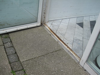 Gentofte Hovedbibliotek - indgang fra Øregårds Alle