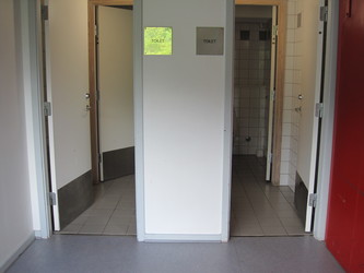 Lyngholmskolen - 2. Mellemtrin i Rød, Blå og Grøn bygning