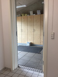 Lyngholmskolen - 1. Hovedbygning: Udskoling, administration, kantine og bibliotek