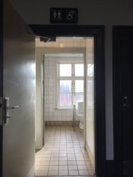 Busterminalen i Bjerringbro - Handicaptoilet