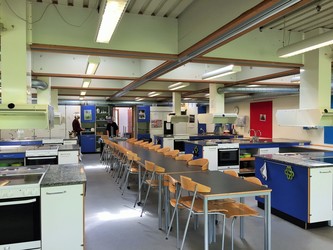Stavnsholtskolen