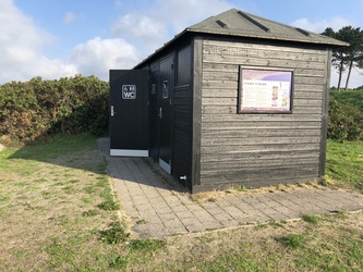 Vibæk Strand - Toilet og parkering