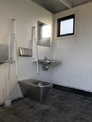 Vibæk Strand - Toilet og parkering