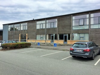 Hvalsø Hallerne - 2. Hal 2 via hovedindgangen