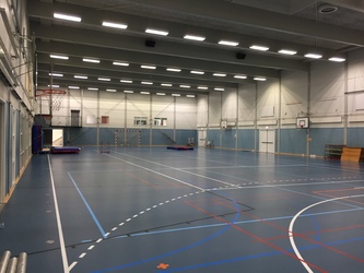 Hvalsø Hallerne - 2. Hal 2 via hovedindgangen
