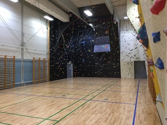 Hvalsø Hallerne - 3. Hal 3 via hovedindgangen