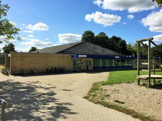 Osted Hallen - Cafeteria