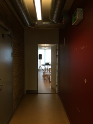 Firkløverskolen - 2. Faglokalet til musik og adgang til hallen