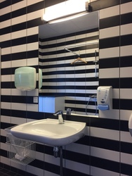 Hillerød Vest Skolen, Afd. Alsønderup - 5. Sidebygningen - Handicaptoilet