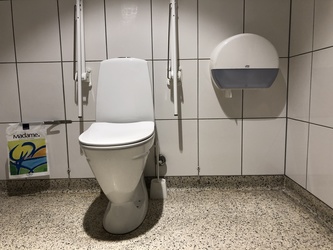 Copenhagen Airport - Terminal 2 - Toilet next to the Norwegian Check in counter