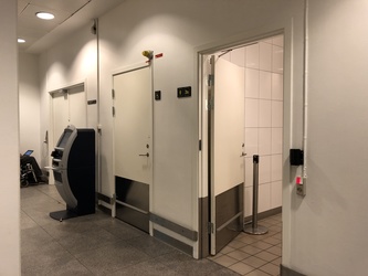 Copenhagen Airport - Terminal 2 - Toilets at P6