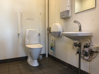 Copenhagen Airport - Toilets (after security) - at Gate C34