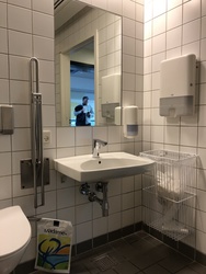 Copenhagen Airport - Toilets (after security) - at Gate D1