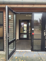 Hvalsø Skole - 1. Hovedbygningen