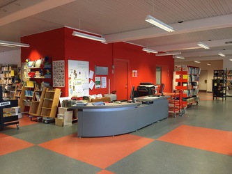 Hvalsø Skole - 1. Hovedbygningen