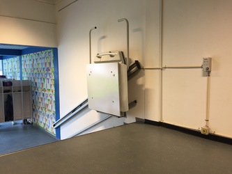 Hvalsø Skole - 1. Hovedbygningen
