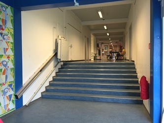 Hvalsø Skole - 1. Hovedbygningen