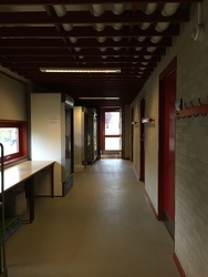 Hvalsø Skole - 1. Hovedbygningen