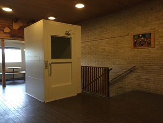 Hvalsø Skole - 3. Alléhuset - Indgang fra skolegården