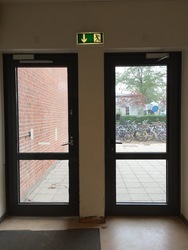 Hvalsø Skole - 4. Alléhuset - Indgangen fra Skolevej