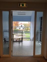 Hvalsø Skole - 4. Alléhuset - Indgangen fra Skolevej