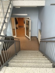 Hvalsø Skole - 4. Alléhuset - Indgangen fra Skolevej