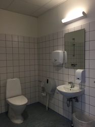 Hvalsø Skole - 4. Alléhuset - Indgangen fra Skolevej