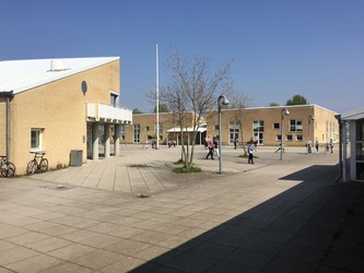 Skovvangskolen - 7. Indgang F3 - Faglokalerne til musik og hjemmekundskab