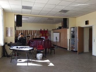 Nordvangskolen - 5. Alternativ indgang til hovedbygningen fra skolens bagside