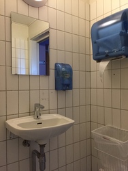 Nordvangskolen - 5. Alternativ indgang til hovedbygningen fra skolens bagside