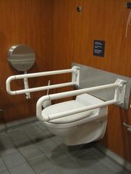 Samsølinjen - Færgen Samsø - toilet om bord