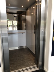Jobcenter København - Toilet i Bygning F på 1. og 2. sal